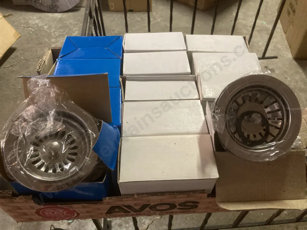 Box Lot Thirteen New Sink Wastes Image 1++