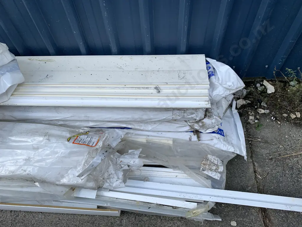 Palliside Weatherboard Packs x 6 (1 Open) And Sash Parts Etc Image 1++