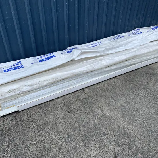 Palliside Weatherboard Packs x 6 (1 Open) And Sash Parts Etc