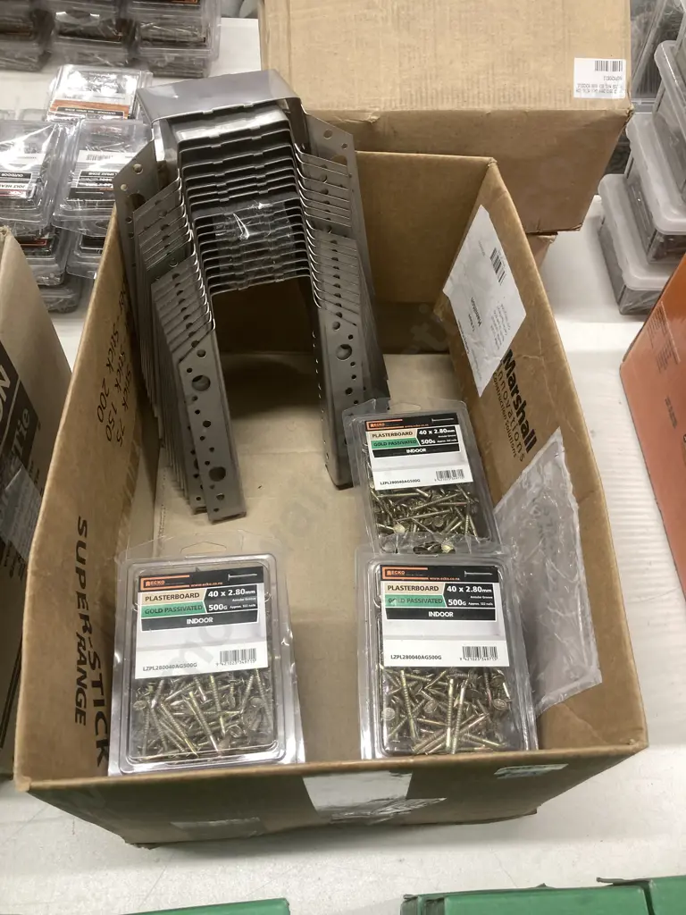 Box Lot of Joist Hangers & 8 x 500g Packs of Ecko 40 x 2.80mm Plaster Board Gold Passivated Nails Image 1++