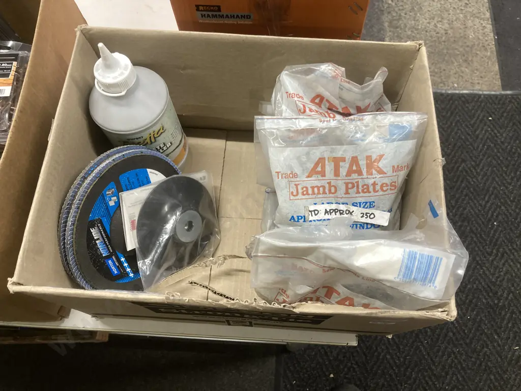 Box Lot Betta Concrete Crack Filler, 6 x Bags of Atak Jamb Plates, Sanding Discs, Backing Pad Image 1++