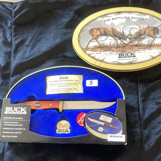 Buck Knife - 2003 Ltd Edition Buck 727 'The Battling Bucks' Commemorative Series In Collectible Tin