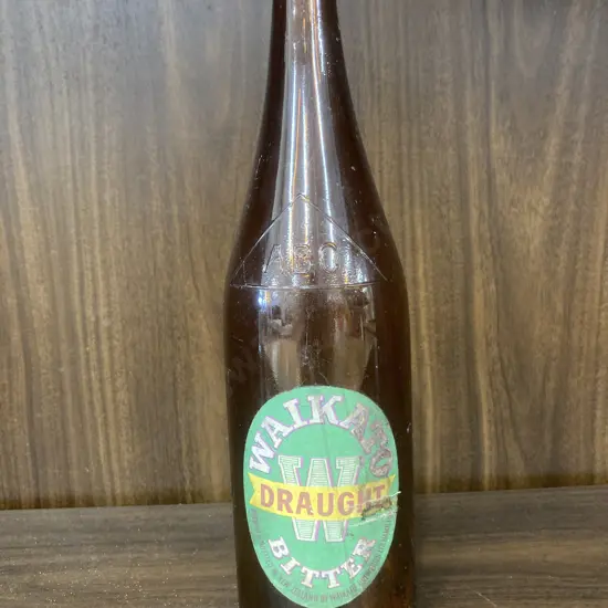 Vintage Waikato Breweries Ltd Waikato Draught Brown Glass Beer Bottle, H30cm
