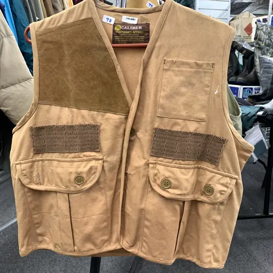 Caliber Sportsmans Apparel Vest. Size Small