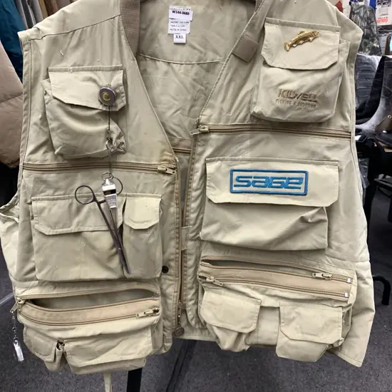 Fly Fishing Vest with Sundries. Size XXL