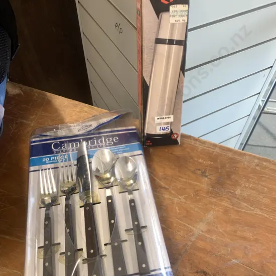 Cambridge Silver Smiths ltd Cutlery set. 20 pce etc