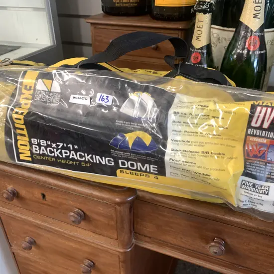Northern Expedition Designs Back Packing Dome Tent. Sleeps 4. 8.1 x 7.1