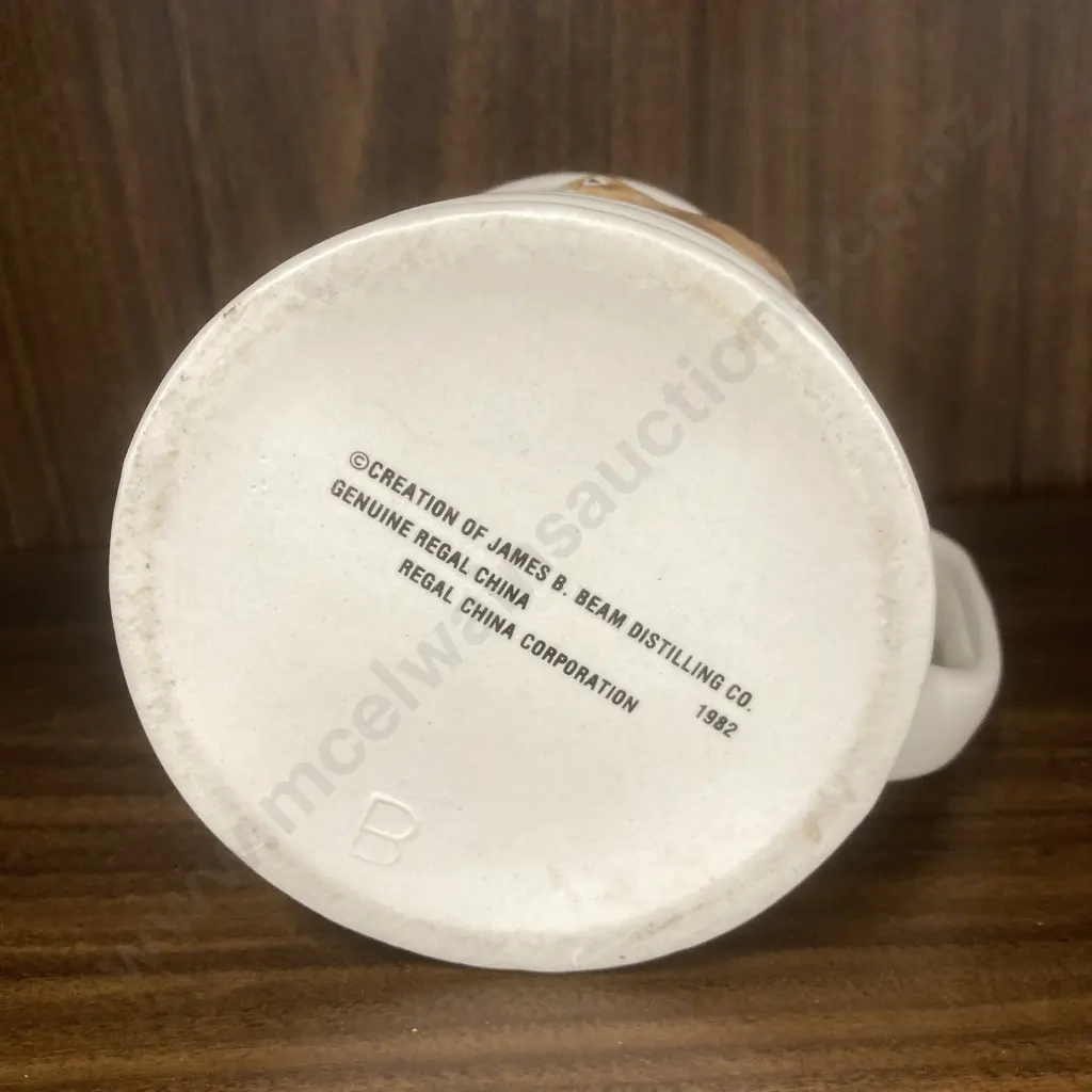 Jim Beam Bottle Clubs Of NZ 1982 - 1983 Convention Tankard 'Kiwi', H12.5 W13cm, Marked On Base Image 1++