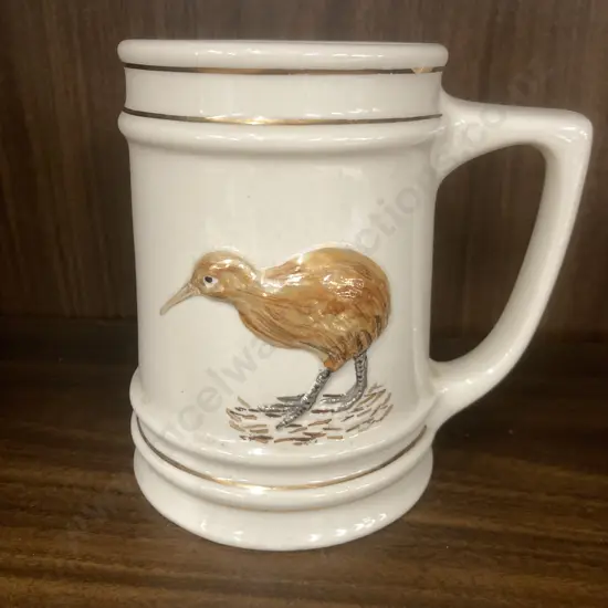 Jim Beam Bottle Clubs Of NZ 1982 - 1983 Convention Tankard 'Kiwi', H12.5 W13cm, Marked On Base