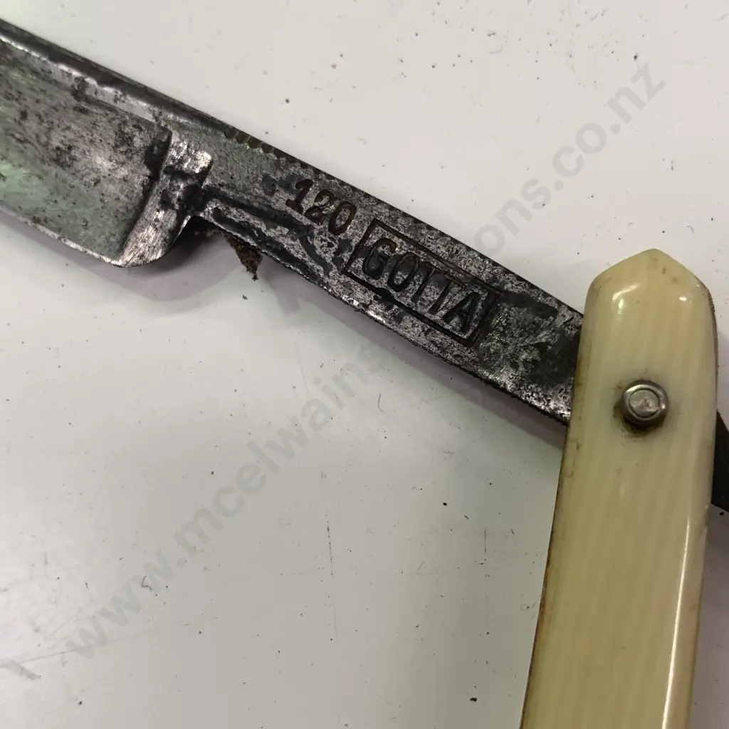 Vintage Bone Handled Gotta Straight Razor with Leather Sheath Image 1++