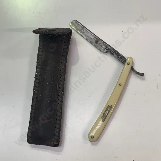 Vintage Bone Handled Gotta Straight Razor with Leather Sheath