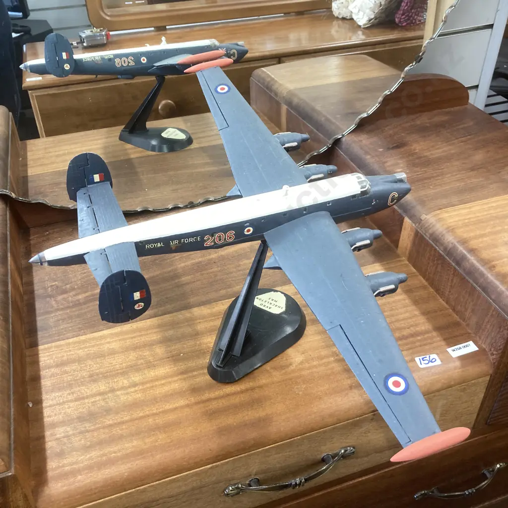 Model Avro Shackkleton MR3 On Stand, XF707, 37 x 51cm Image 1++