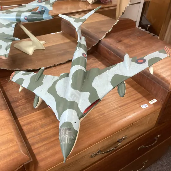 Model 1962 Handley Page Victor K.2 On Stand, XL192, 50 x 50cm