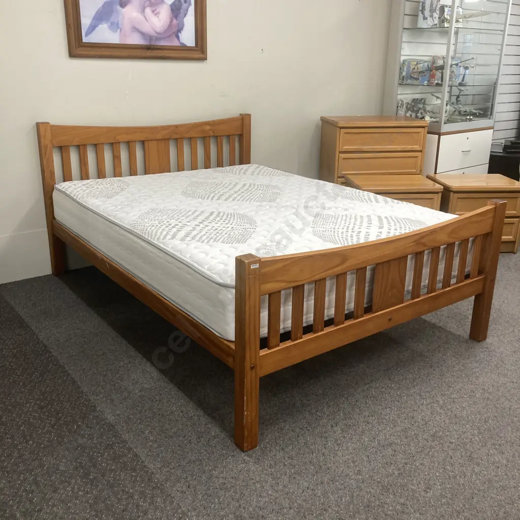 Queen Size Wooden Slat Bed With A Sealy Posture Premier City Twilight Firm Mattress Image 1++