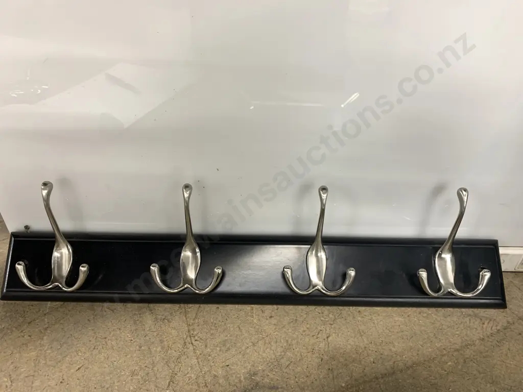 'Pigeon' Cushion, Mirror Tray & Coat Hook Image 1++