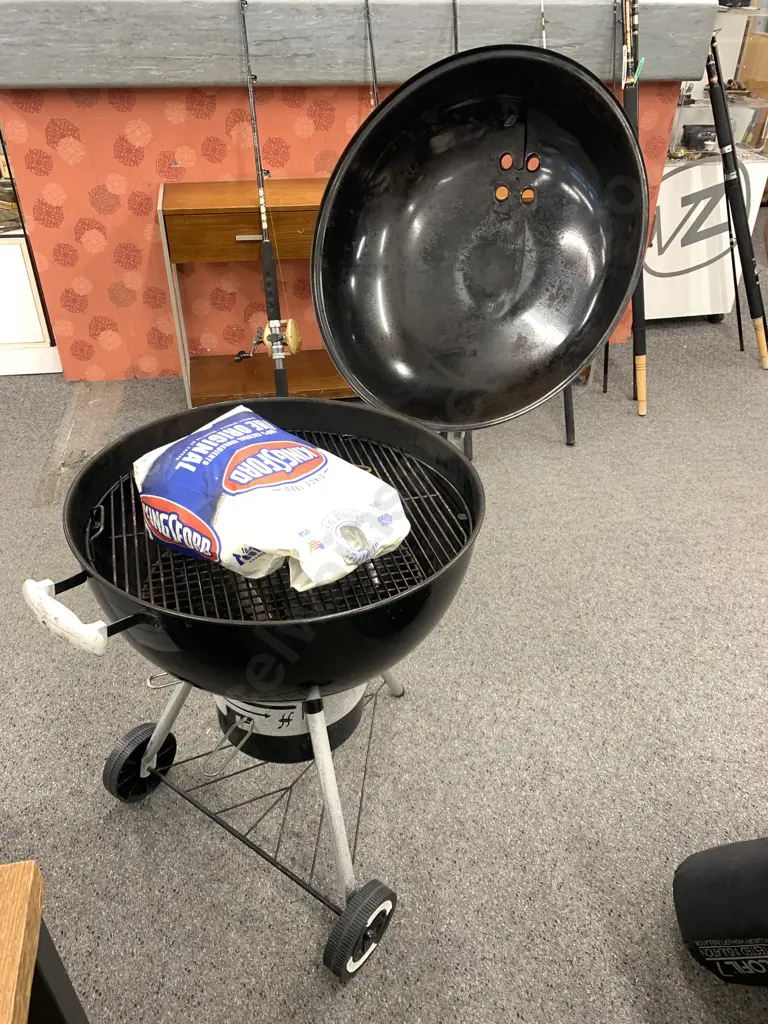 Weber Kettle Charcoal BBQ, 57cm & Part Bag of Kingsford Charcoal Briquets Image 1++