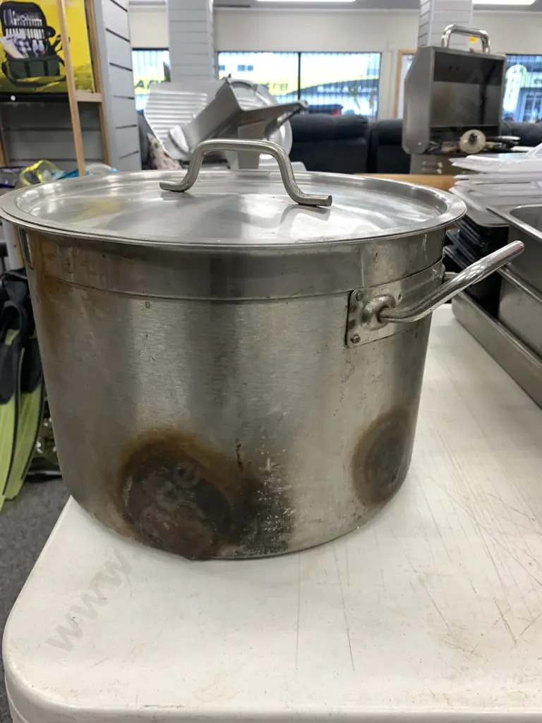 Lidded Stock Pot, H25 Dia37cm (Repaired) Image 1++