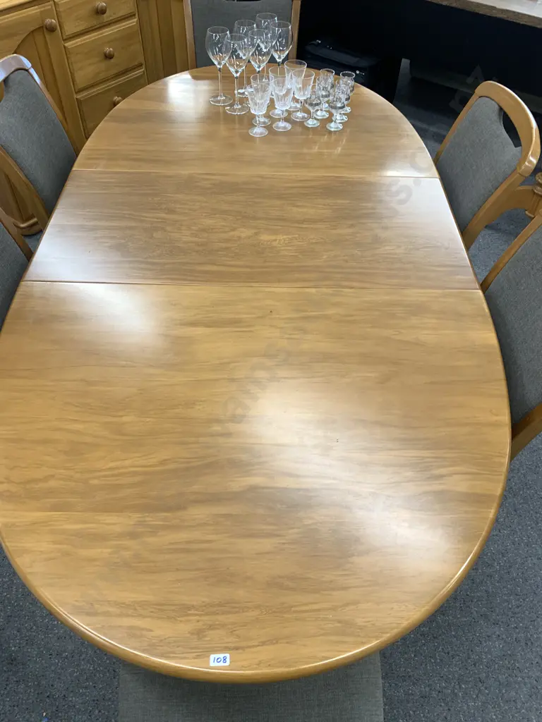 Danske Mobler Solid Rimu Oval Extension Dining Table & 6 Chairs With a Brown / Grey Fleck Upholstery, 150x100 (196 Ext) Image 1++