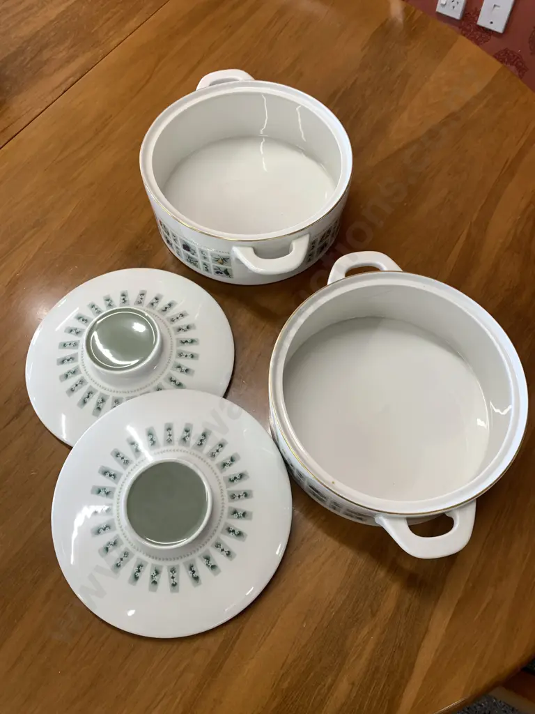Royal Doulton 'Tapestry' TC1024 Lidded Serving Dishes x2 Image 1++