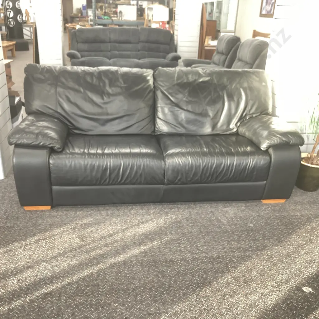 Italian Incanto Divani Black Leather 3 Seater & 2 Seater Lounge Suite Image 1++
