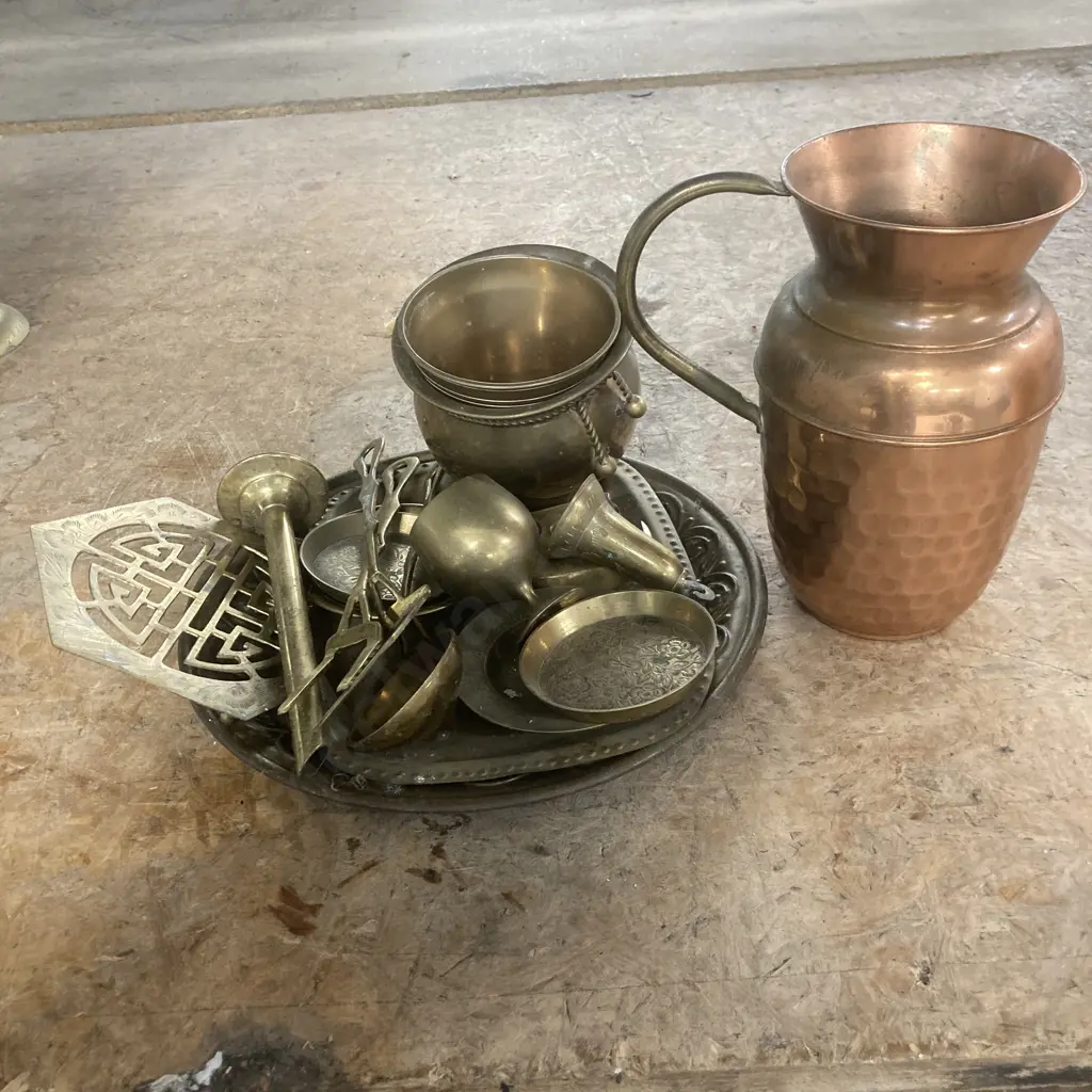 Assortment Of Brass & Copper Items Image 1++