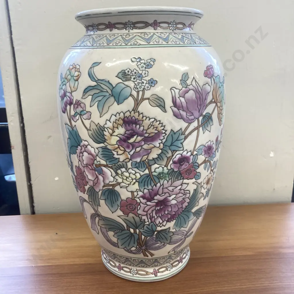 Vintage Floral Oriental Look Vase, H31cm Image 1++
