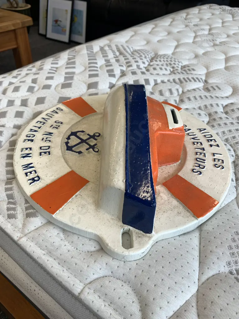 'Aidez Les Sauveteurs' Wall Hung Steel Donation Box, Dia34cm Image 1++