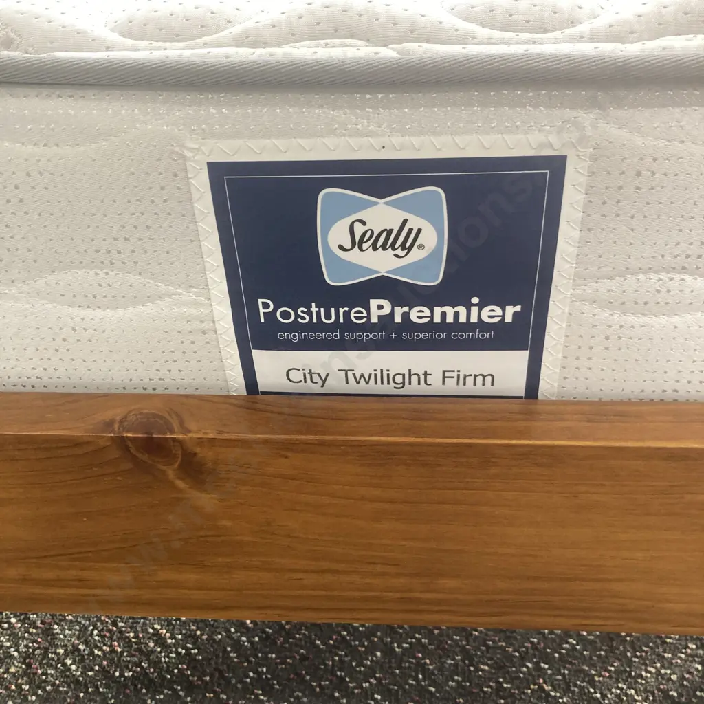 Queen Size Wooden Slat Bed With A Sealy Posture Premier City Twilight Firm Mattress Image 1++