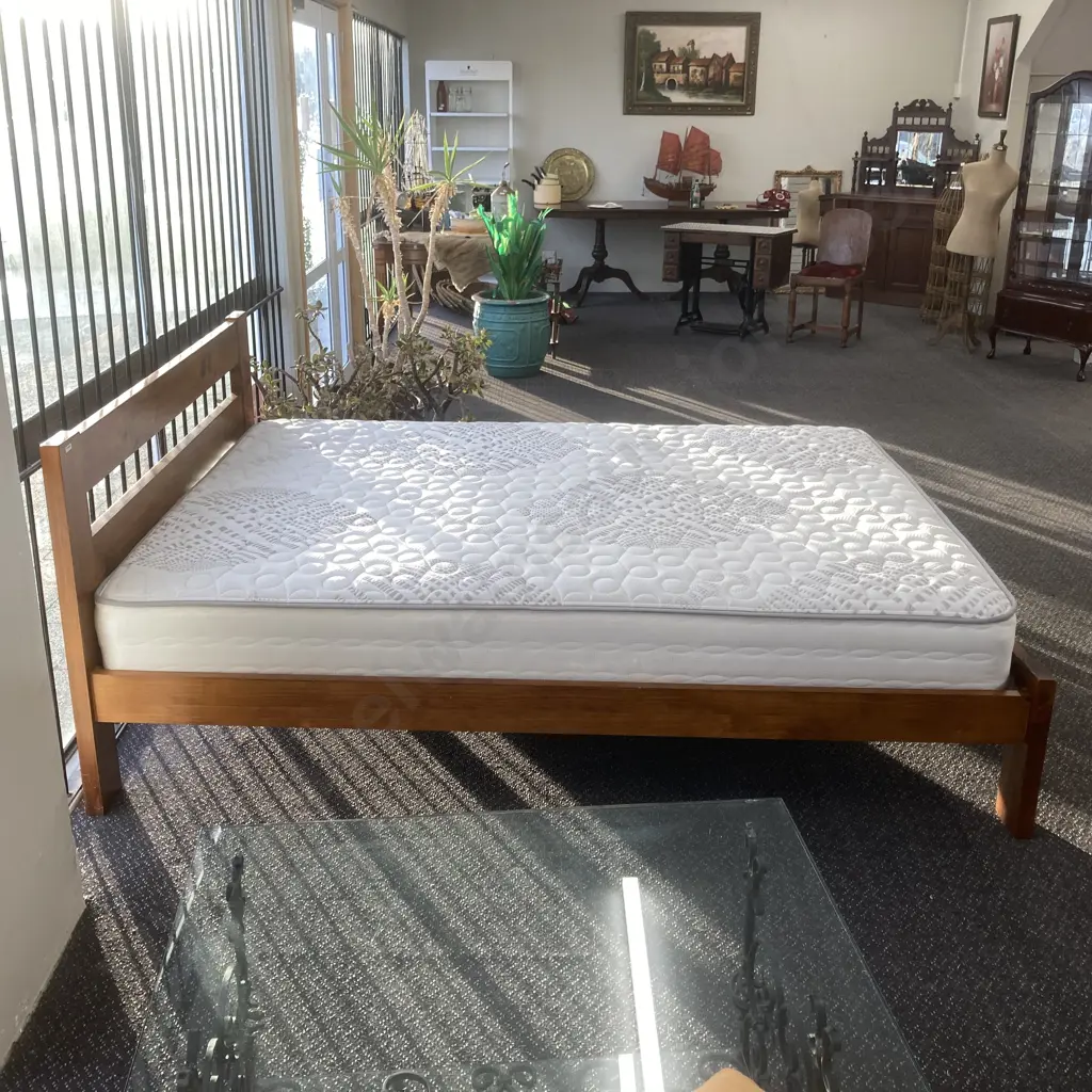 Queen Size Wooden Slat Bed With A Sealy Posture Premier City Twilight Firm Mattress Image 1++