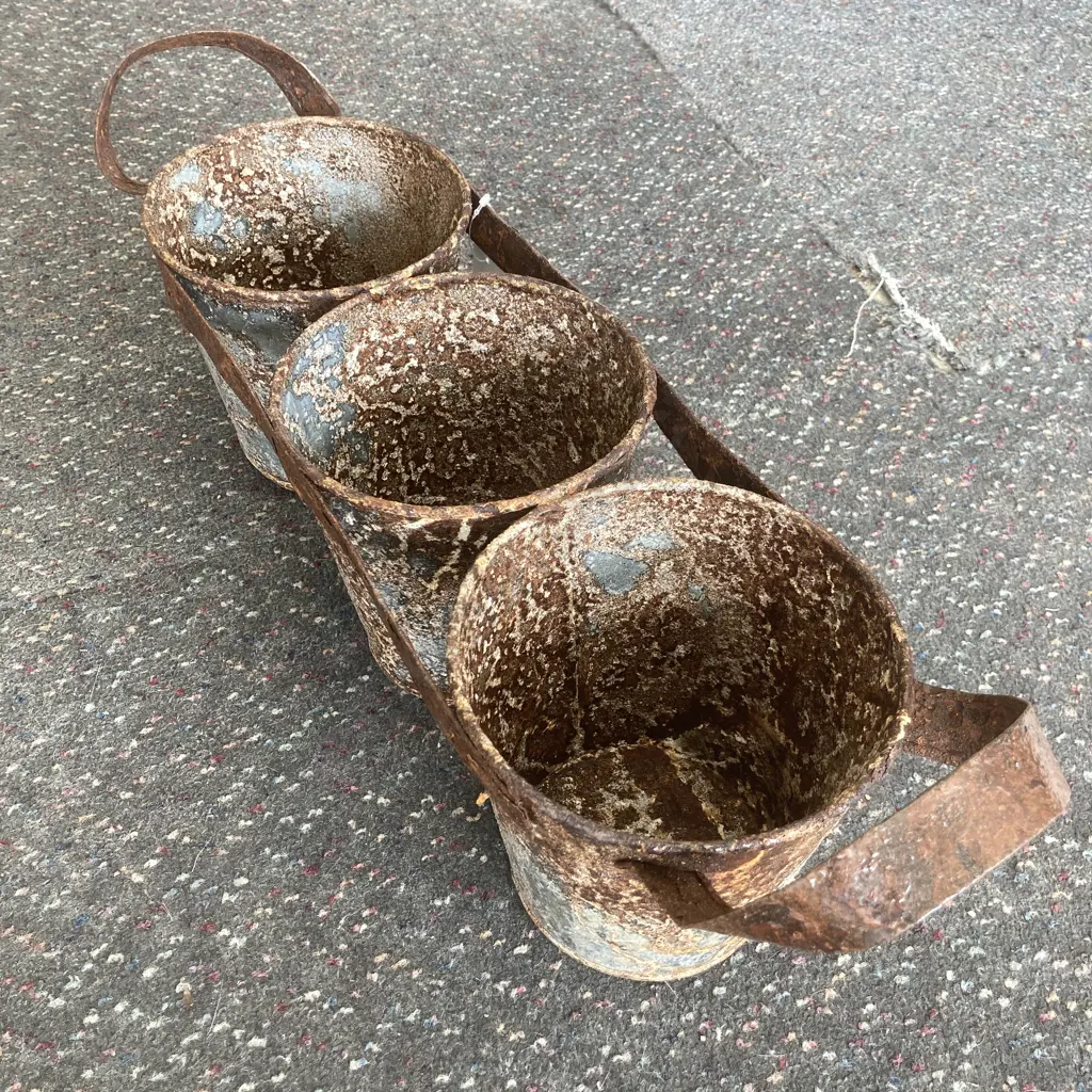 Rustic Zinc Planter Set 3 Pot, Item 3943 Image 1++