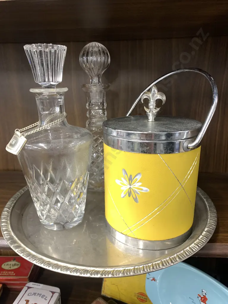 Round Silver Plated Tray, Dia 36cm With Vintage Crystal Decanters x2 & Ice Bucket Image 1++