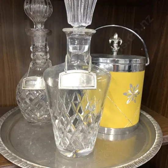 Round Silver Plated Tray, Dia 36cm With Vintage Crystal Decanters x2 & Ice Bucket