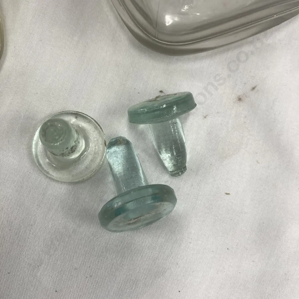 Vintage Agee Queen Glass Jars x 3 With Wire Enclosures, 1920 to 1940 & Three Glass Bottle Stoppers Image 1++