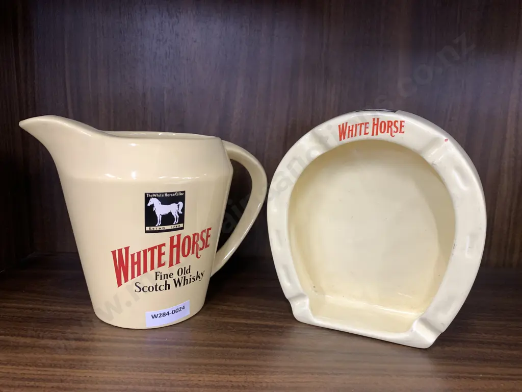 Vintage Wade White Horse Scotch Whiskey Advertising Water Jug H13cm & Ashtray Image 1++