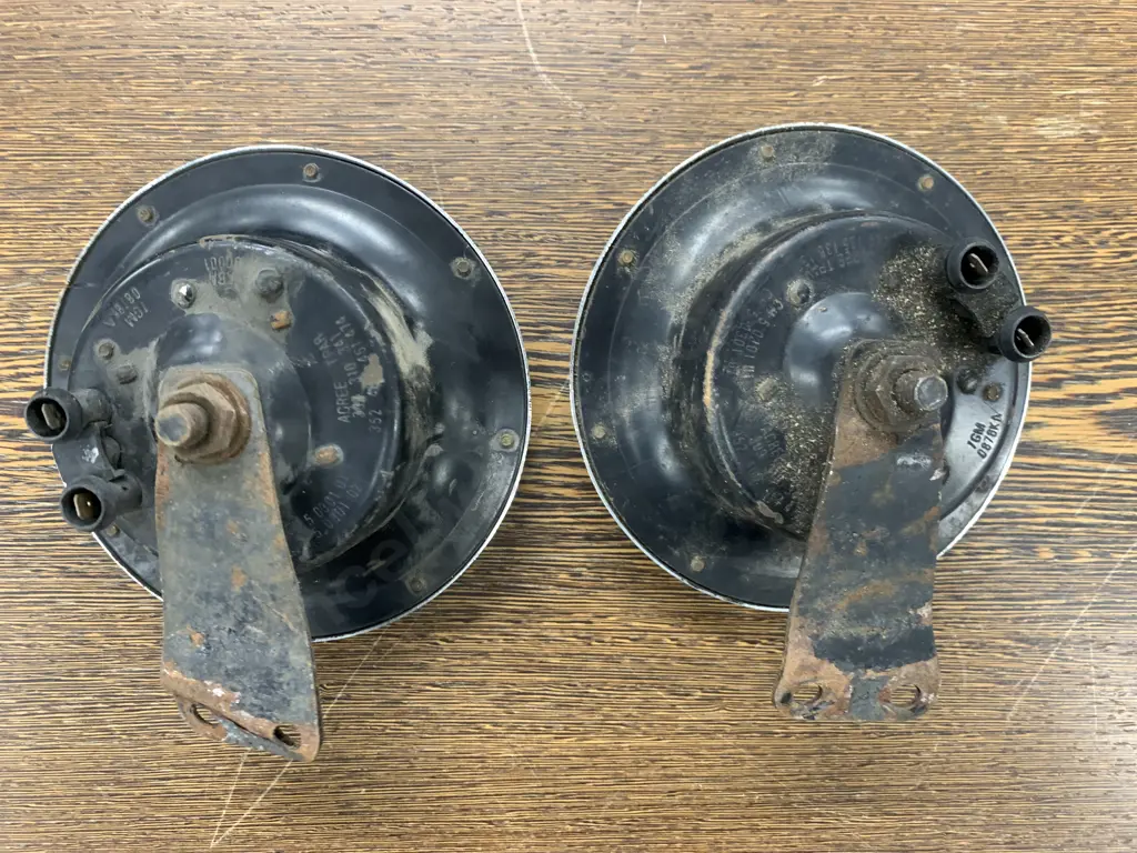 Vintage Horns High Power And Low Power Agree-T Par Image 1++