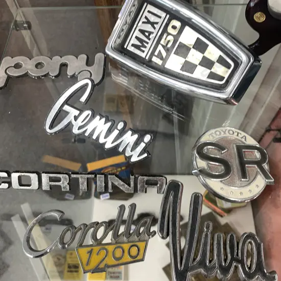 Assorted Vintage Car Badges etc