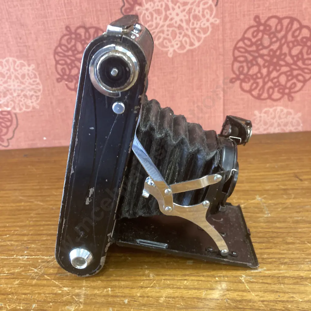 Vintage Coronet Folding Bed Camera, 'Objectif Menisque' 6x9cm, Foyer Fixe Made In France Image 1++