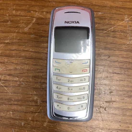 Vintage Nokia 2118 Cellphone