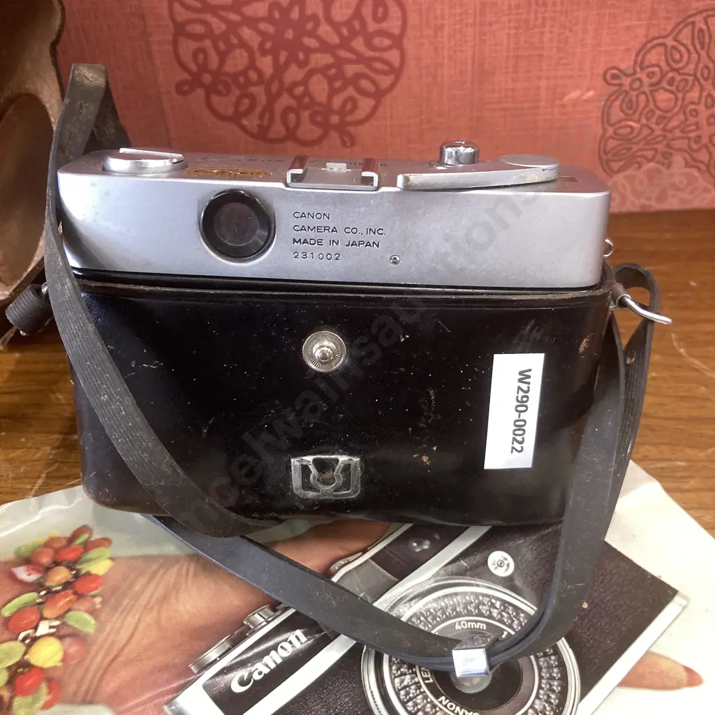 Vintage Canon Canonet Junior 35mm Rangefinder Film Camera 40mm 1:2.8 Lense, #231002, Japan Image 1++