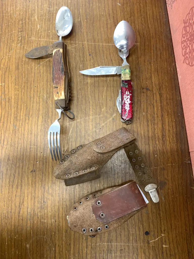 Pair of Utility Knives, one with Stag Horn Handle, other with red glass and bronze Image 1++