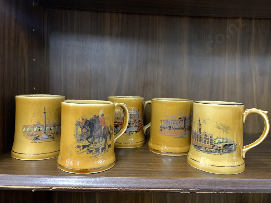 Selection Of Vintage Wade Beer Tankards Including Buckingham Palace, Piccadilly Circus, Houses Of Parliament Image 1++