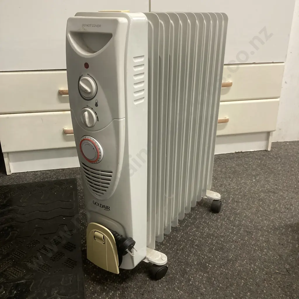 Goldair 11Fin Oil Column Heater With Timer Image 1++