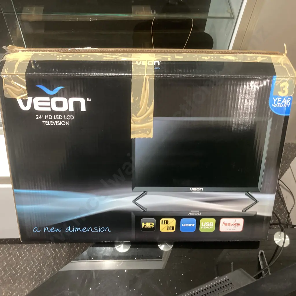 Veon 24" HD LED LCD TV & Panasonic DMR-HWT260 HDD Recorder With Remotes Image 1++