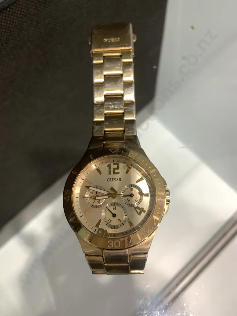 Seiko Ladies Watch Gold Coloured Strap Image 1++