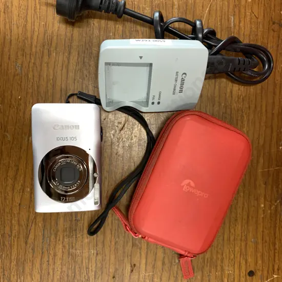 Canon IXUS 105 IS 12.1MP Digital Camera With Charger & Red Lowepro Case