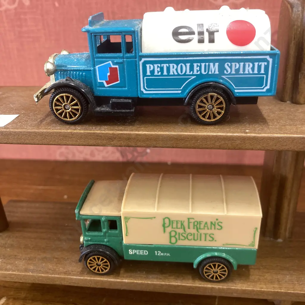 Corgi Assorted Collectable Toy Vehicles x 6 With Wooden Display Shelf, L46cm Image 1++