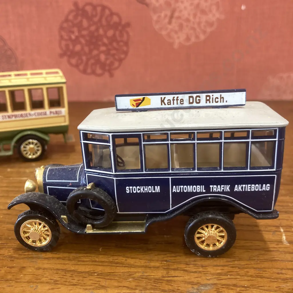 Matchbox 1922 Scania Post Bus Kaffe DG Rich, 1922 Kennedys Open Top Bus, Renault AG Motor Bus St Symphorien Image 1++