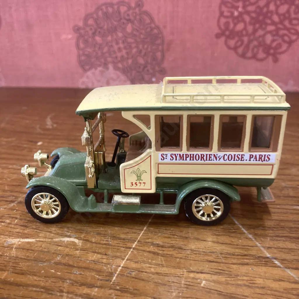 Matchbox 1922 Scania Post Bus Kaffe DG Rich, 1922 Kennedys Open Top Bus, Renault AG Motor Bus St Symphorien Image 1++