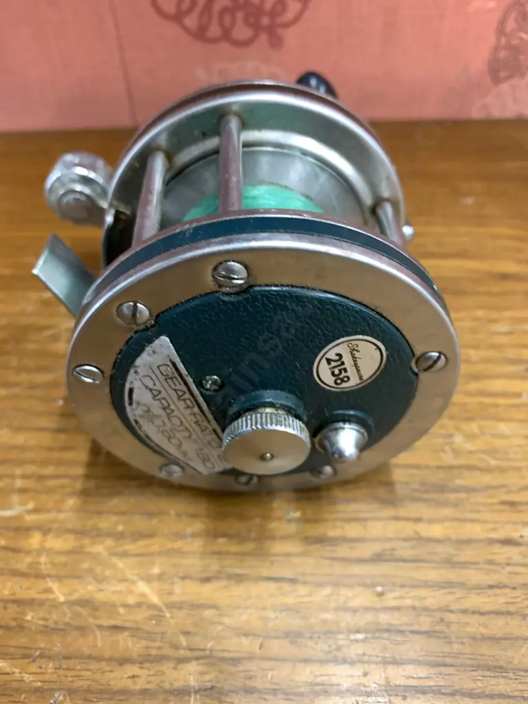 Vintage Shakespeare 2158  Fishing Reel Made In Japan Image 1++