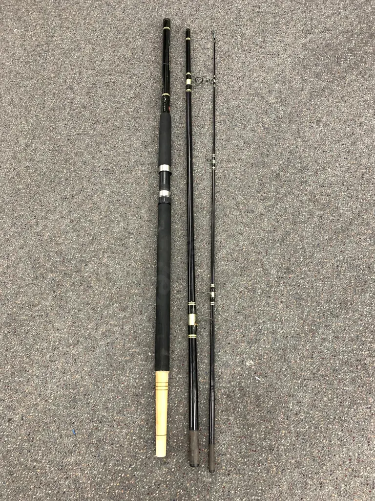 Penn Mag-Power Series II 14' 3Pce Surf Rod, Cast Wgt 28-112g, Line Class 6-12Kg, L4.20m Image 1++